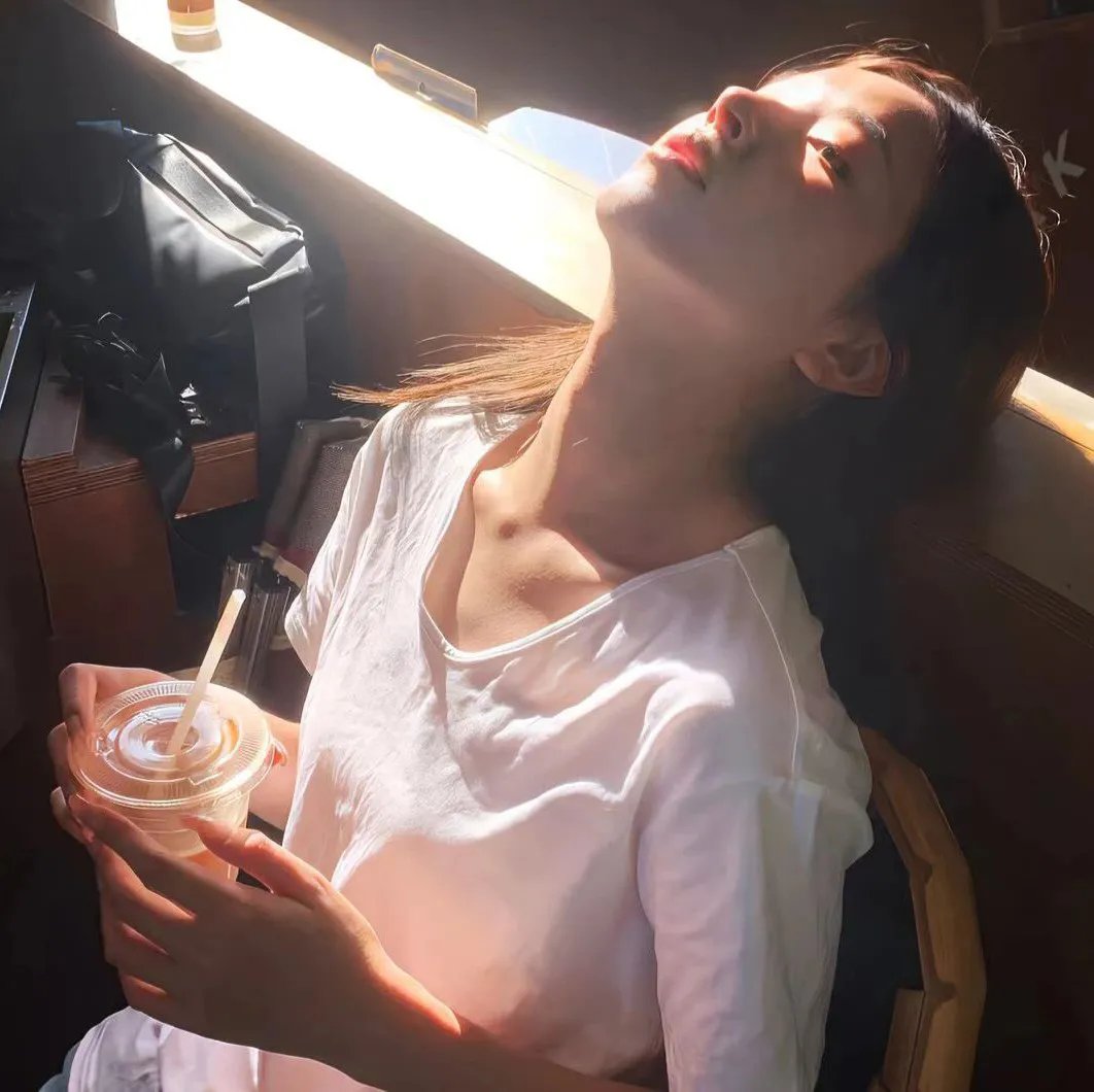相约禁果树下