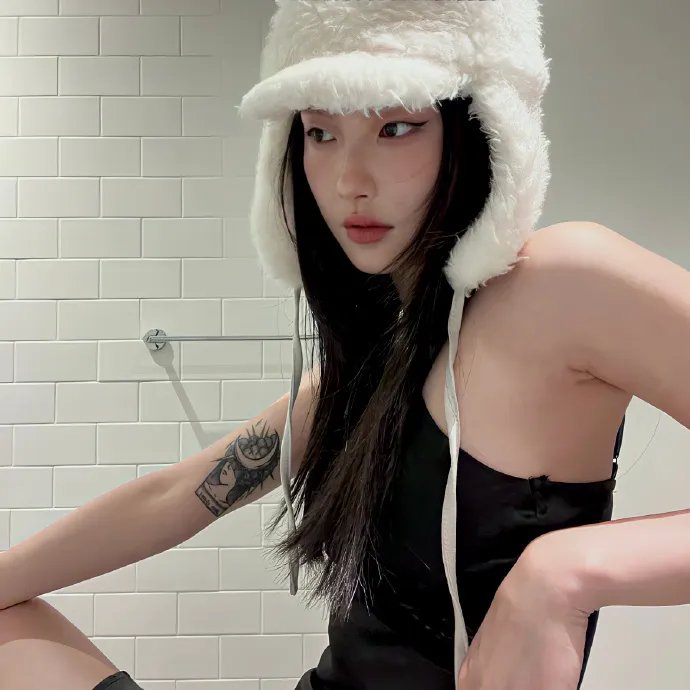 来自十二年前的她